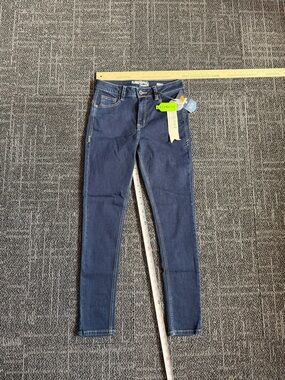 Rubberband Stretch Women's Navy Jeans Size 28 NWT